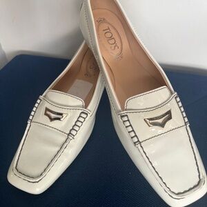 TOD’S Italian loafers brand new